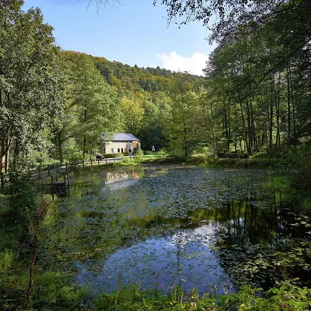 Modern With Garden In Semesterbostad